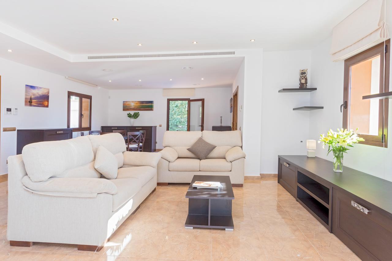 טאלאמאנקה Villa Alexandra מראה חיצוני תמונה
