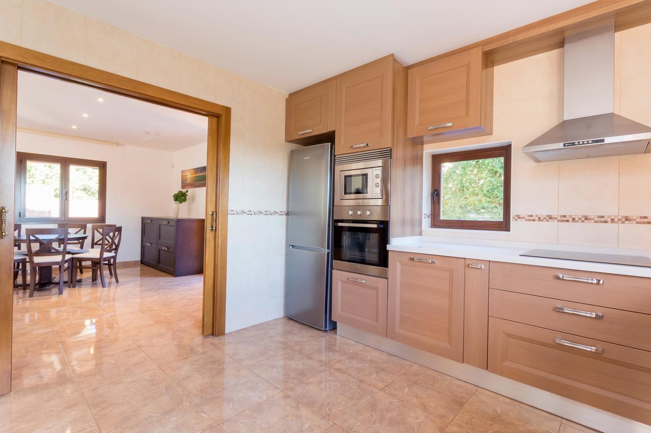 טאלאמאנקה Villa Alexandra מראה חיצוני תמונה