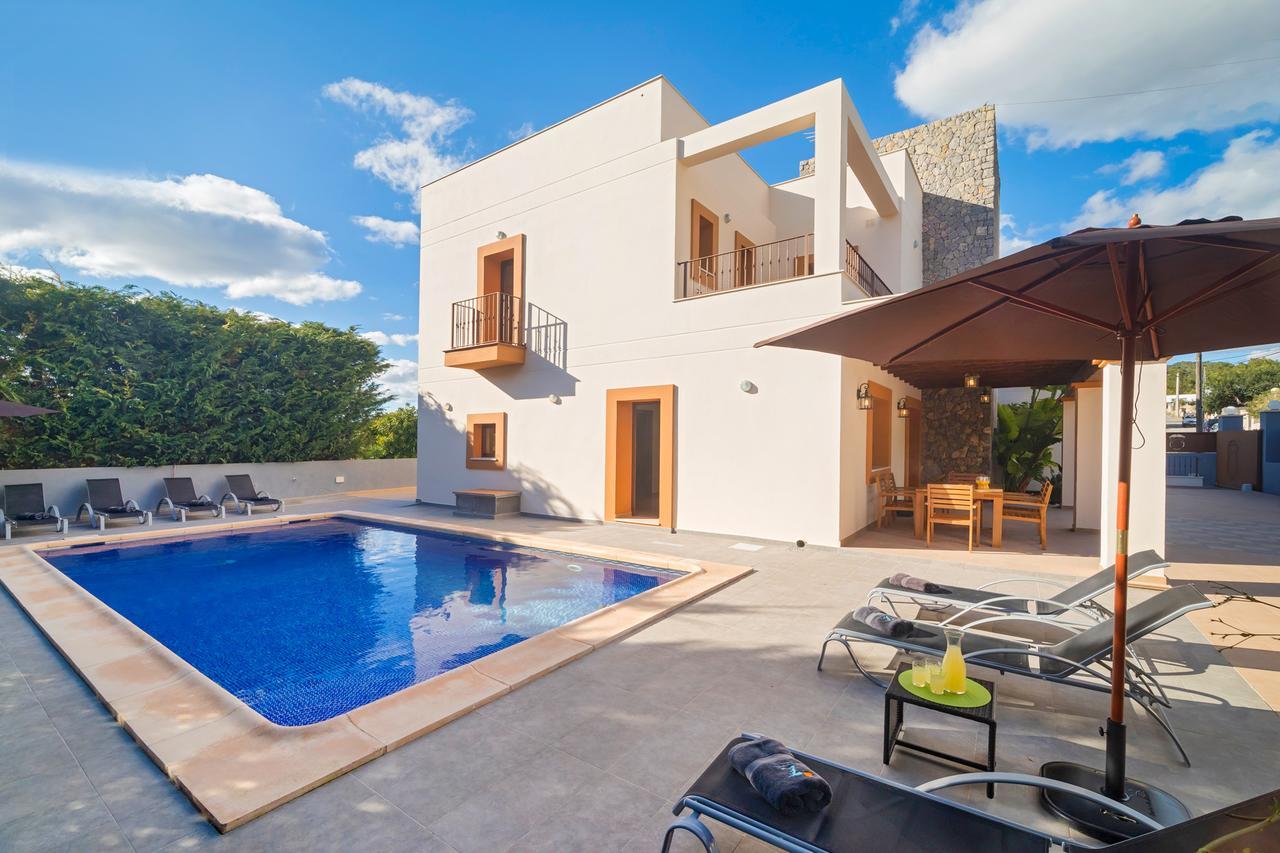 טאלאמאנקה Villa Alexandra מראה חיצוני תמונה