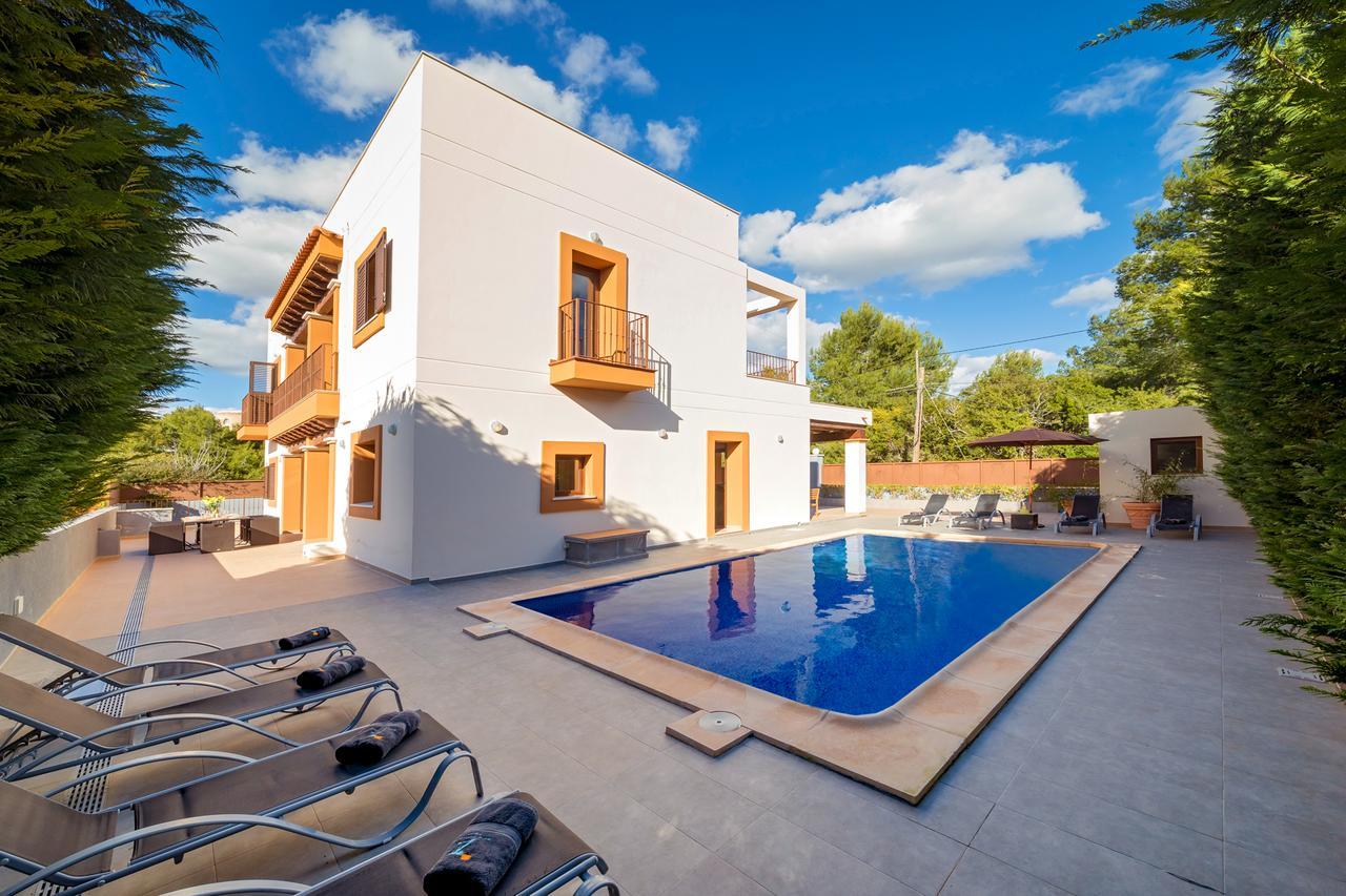 טאלאמאנקה Villa Alexandra מראה חיצוני תמונה