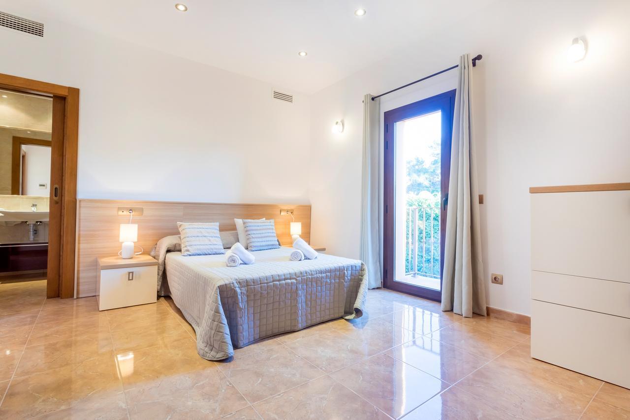 טאלאמאנקה Villa Alexandra מראה חיצוני תמונה