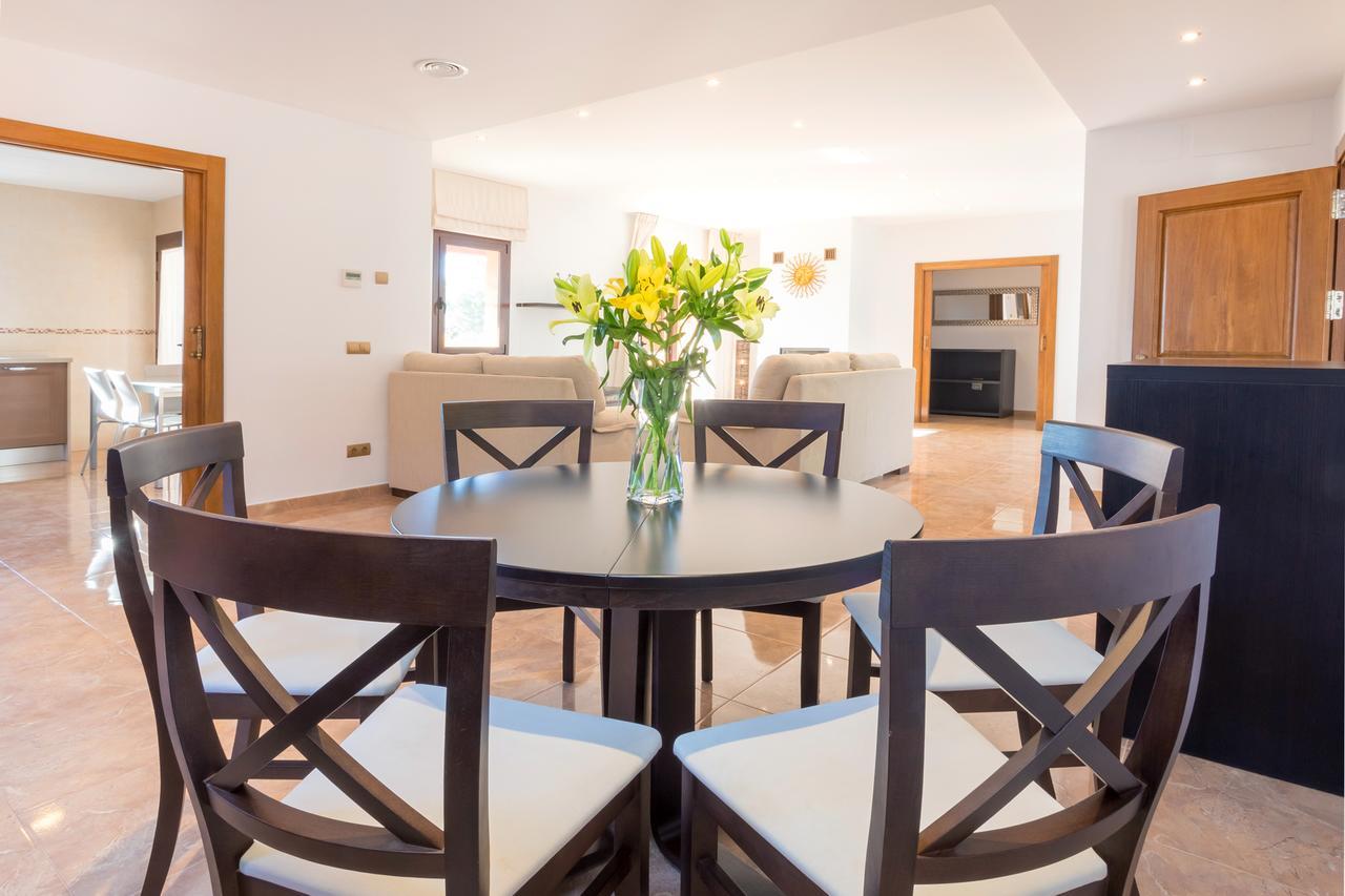 טאלאמאנקה Villa Alexandra מראה חיצוני תמונה