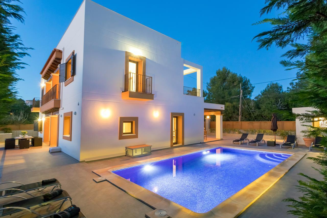 טאלאמאנקה Villa Alexandra מראה חיצוני תמונה